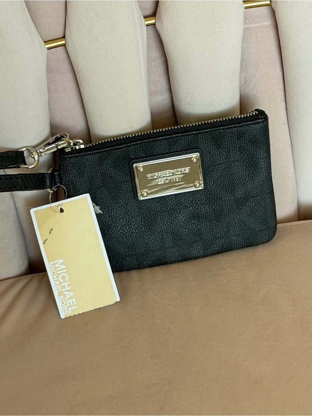 Michael Kors compact michael